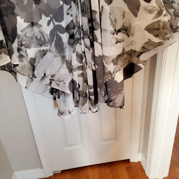 Eliza J sz 12 floral halter gown *skirt layers altered to shin/ankle length - Picture 8 of 8